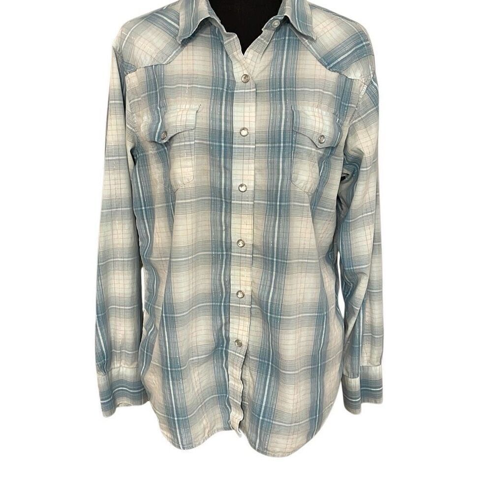 Walls Authentic Ranch Wear Vintage Women’s Button Up Western/Cowgirl Shirt